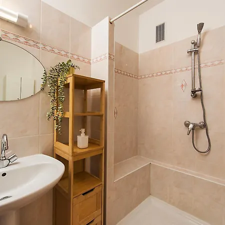 Apartment Colonel Hebert Deux Pieces Climatise